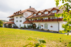 CR_Sattelbogener_Hof_25082022_183_WEB