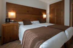 Hotel-Magic-Massana-Room-Double-09