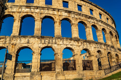 pula-arena-6618265_1280