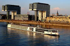 ship-8733982_1280