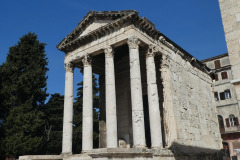 architecture-3368447_1280
